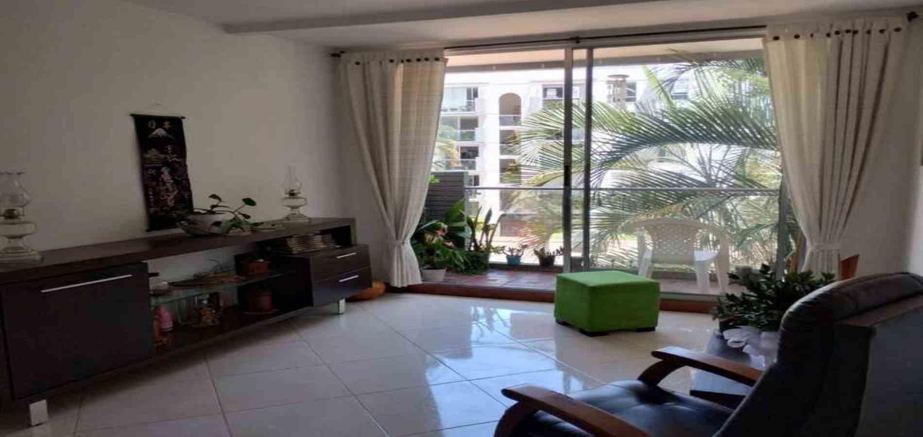 Apartamento en venta Antioquia Medellín Urbanizacion Villa Jardin I Etapa 89 m2 Habitaciones 3 Baños 2 Garajes 1 Precio $550000000