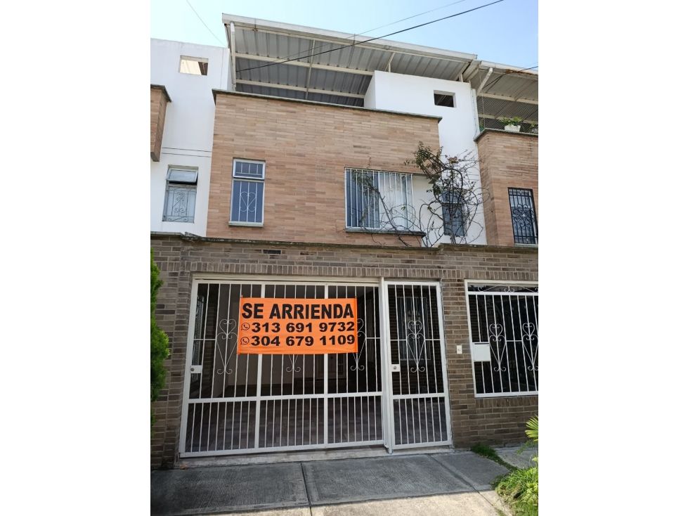 Casa en arriendo Valle Del Cauca Palmira Las Mercedes 139 m2 Habitaciones 3 Baños 3 Garajes 1 Precio $2625000