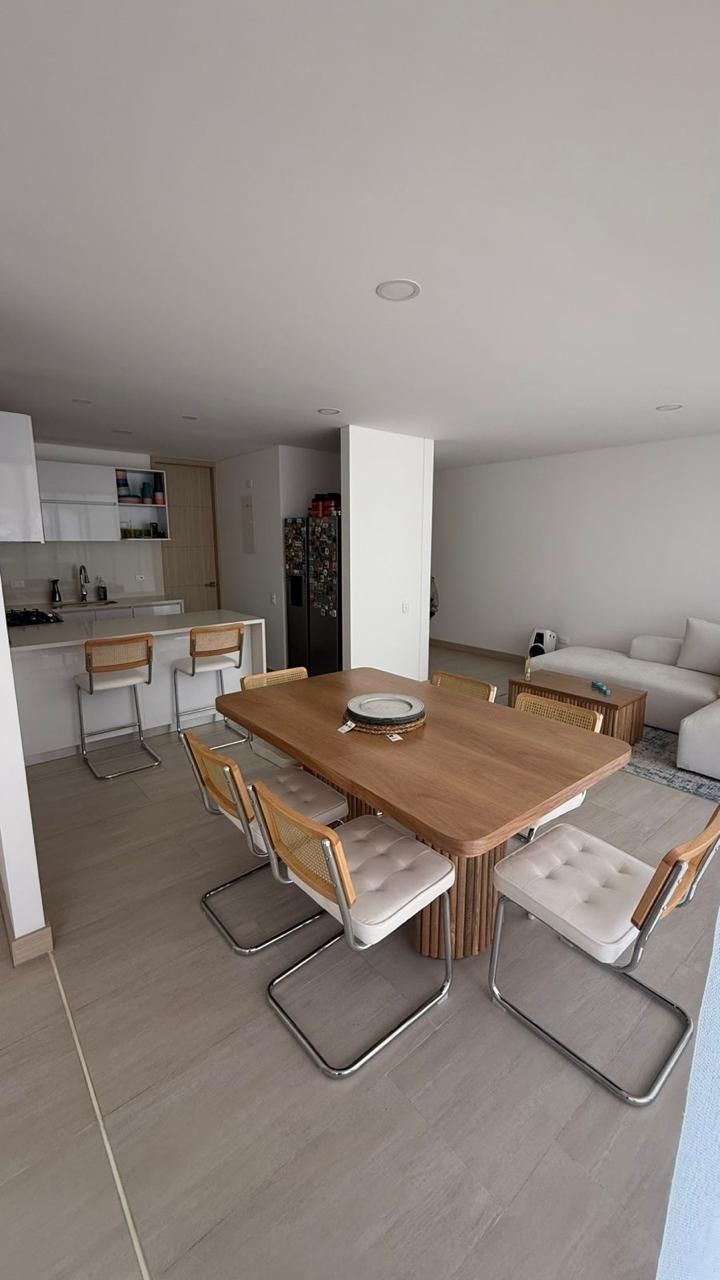 Apartamento en venta Valle Del Cauca Cali Conjunto Residencial Cerro Cristales 108 m2 Habitaciones 2 Baños 3 Garajes 2 Precio $680000000