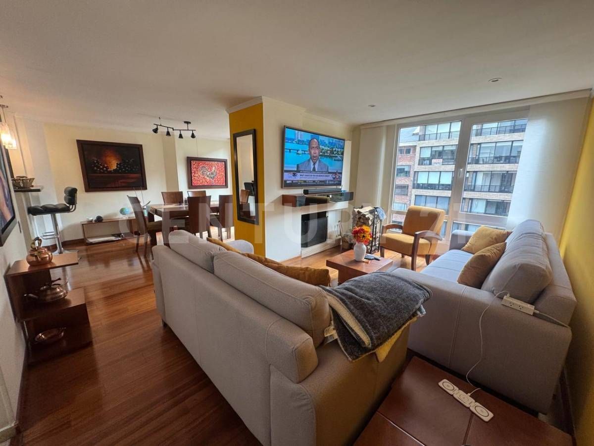 Apartamento en venta Cundinamarca Bogotá Los Rosales 122 m2 Habitaciones 3 Baños 2 Garajes 2 Precio $900000000