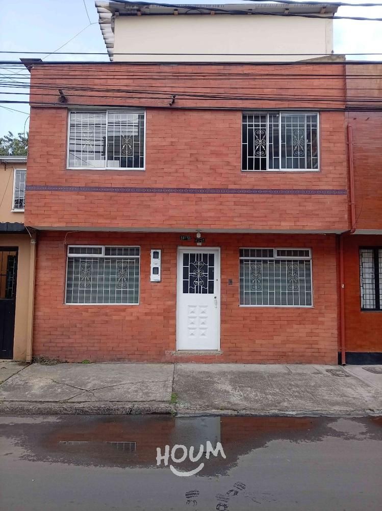 Casa en venta Cundinamarca Bogotá San Joaquín 148 m2 Habitaciones 4 Baños 3 Garajes 1 Precio $750000000