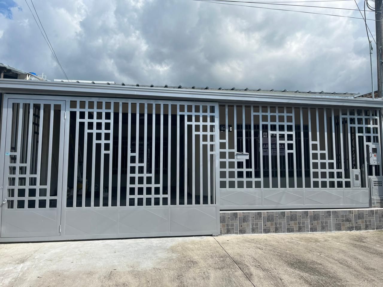 Casa en arriendo Huila Rivera Rivera 105 m2 Habitaciones 3 Baños 1 Garajes 0 Precio $1250000