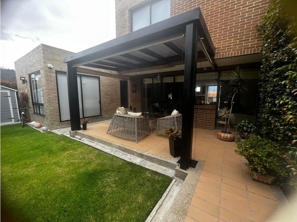 Casa en venta Cundinamarca Zipaquirá Zipaquira 194 m2 Habitaciones 3 Baños 3 Garajes 4 Precio $1020000000