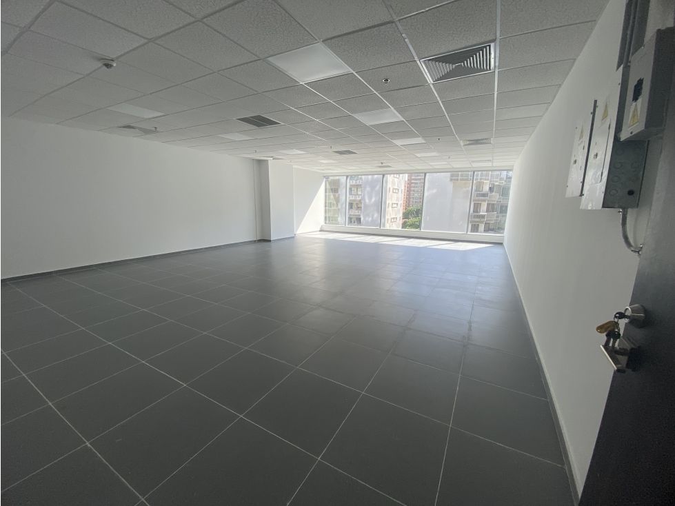 Oficina en venta Atlántico Barranquilla Altos Del Prado 85 m2 Habitaciones 0 Baños 0 Garajes 2 Precio $600000000