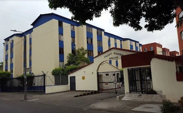 Apartamento en arriendo Valle Del Cauca Cali Primero De Mayo 60 m2 Habitaciones 3 Baños 2 Garajes 0 Precio $1500000