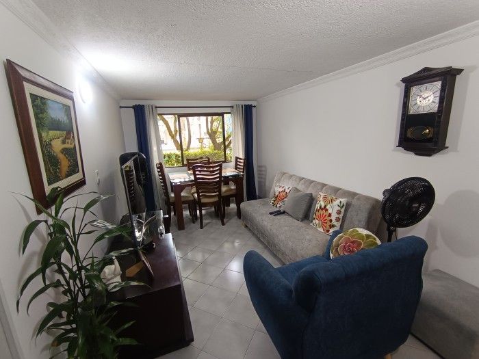 Apartamento en venta Valle Del Cauca Cali La Hacienda 61 m2 Habitaciones 3 Baños 1 Garajes 1 Precio $195000000