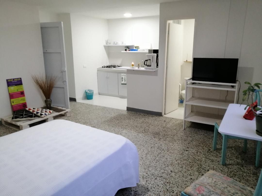 Apartaestudio en arriendo Risaralda Pereira La Glorieta 33 m2 Habitaciones 1 Baños 1 Garajes 0 Precio $1000000