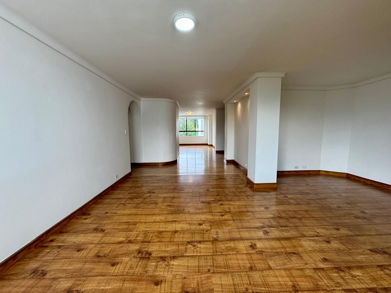 Apartamento en arriendo Antioquia Medellín San Lucas 160 m2 Habitaciones 3 Baños 3 Garajes 2 Precio $6000000