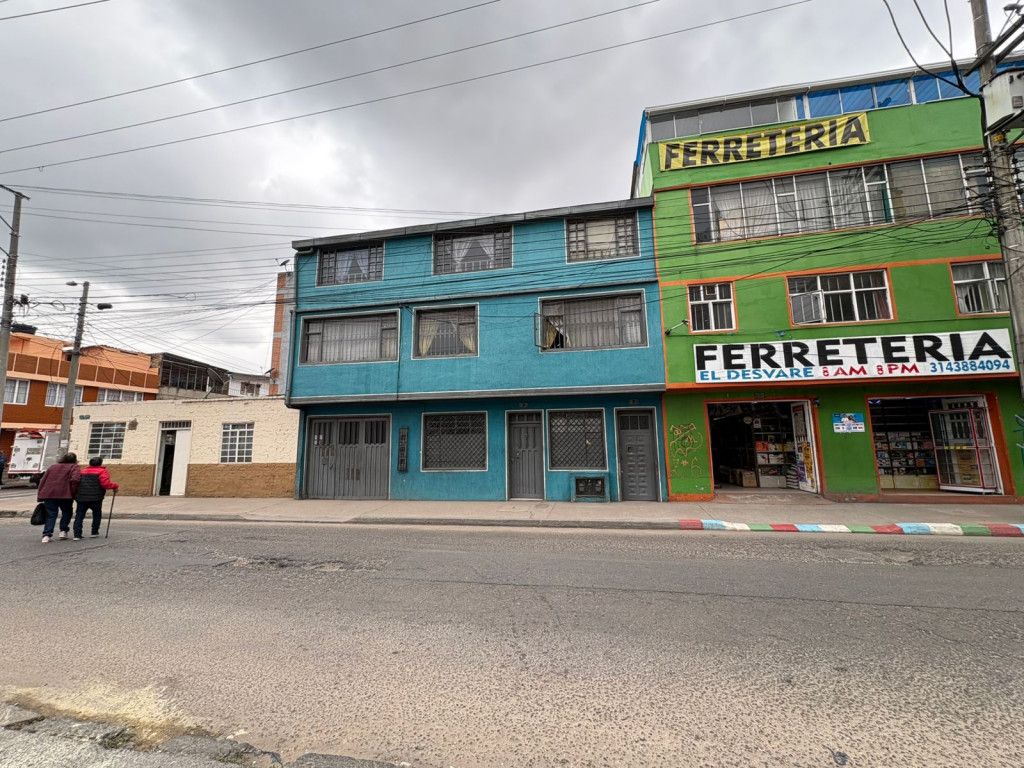 Casa en venta Cundinamarca Bogotá Abraham Lincoln 296 m2 Habitaciones 10 Baños 4 Garajes 1 Precio $580000000