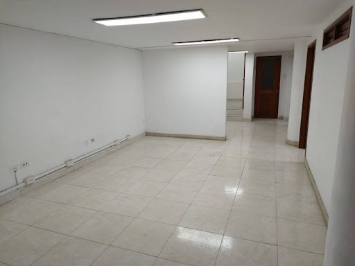 Oficina en arriendo Cundinamarca Bogotá Sucre 100 m2 Habitaciones 0 Baños 2 Garajes 0 Precio $4000000