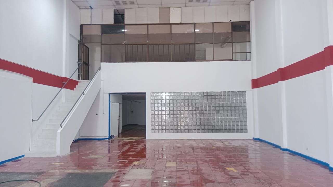 Bodega en arriendo Valle Del Cauca Cali San Nicolás 400 m2 Habitaciones 0 Baños 3 Garajes 0 Precio $7500000