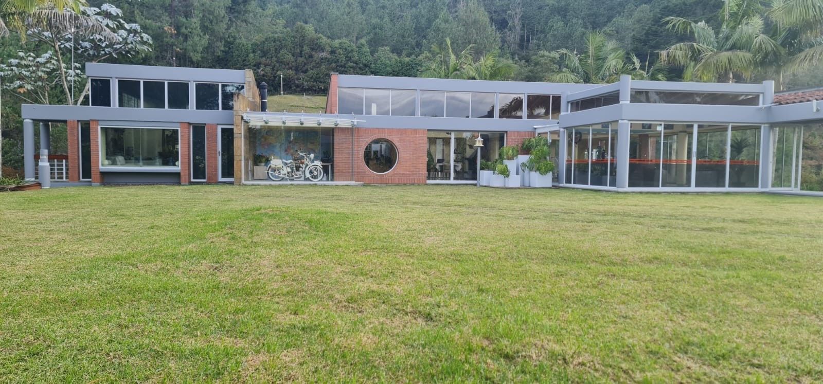 Casa Campestre en venta Antioquia Envigado Envigado 480 m2 Habitaciones 5 Baños 7 Garajes 12 Precio $5500000000