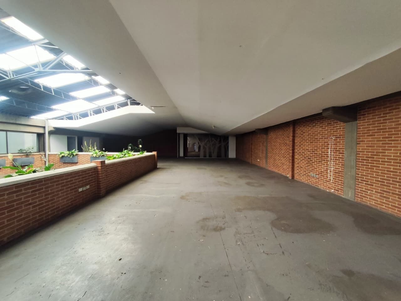 Bodega en arriendo Cundinamarca Bogotá Granjas De Techo 300 m2 Habitaciones 0 Baños 2 Garajes 0 Precio $25550000