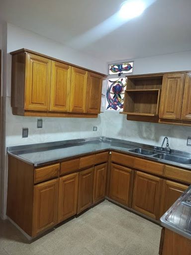 Casa en arriendo Antioquia Medellín Trece De Noviembre 240 m2 Habitaciones 3 Baños 5 Garajes 2 Precio $8000000