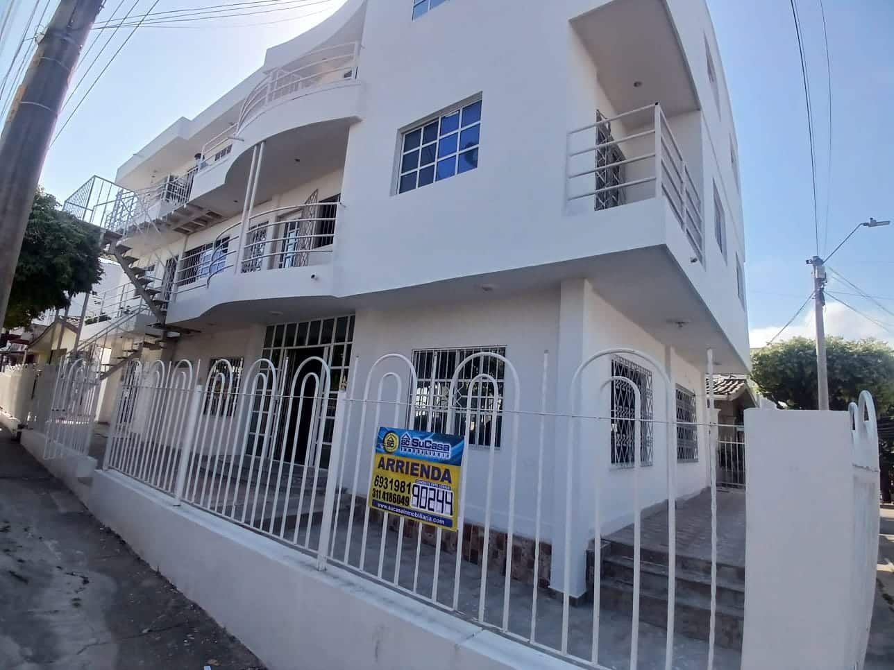Casa en arriendo Bolívar Cartagena El Bosque 200 m2 Habitaciones 4 Baños 3 Garajes 1 Precio $1800000