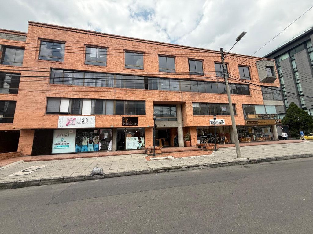 Oficina en arriendo Cundinamarca Bogotá Chicó Norte 35 m2 Habitaciones 0 Baños 1 Garajes 0 Precio $2000000
