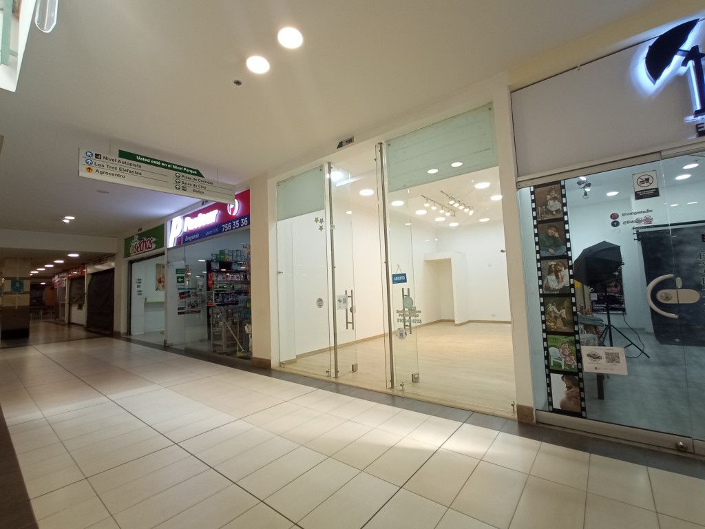 Local en venta Cundinamarca Chía Cr Santa Ana De Chia 38 m2 Habitaciones 0 Baños 0 Garajes 0 Precio $692000000