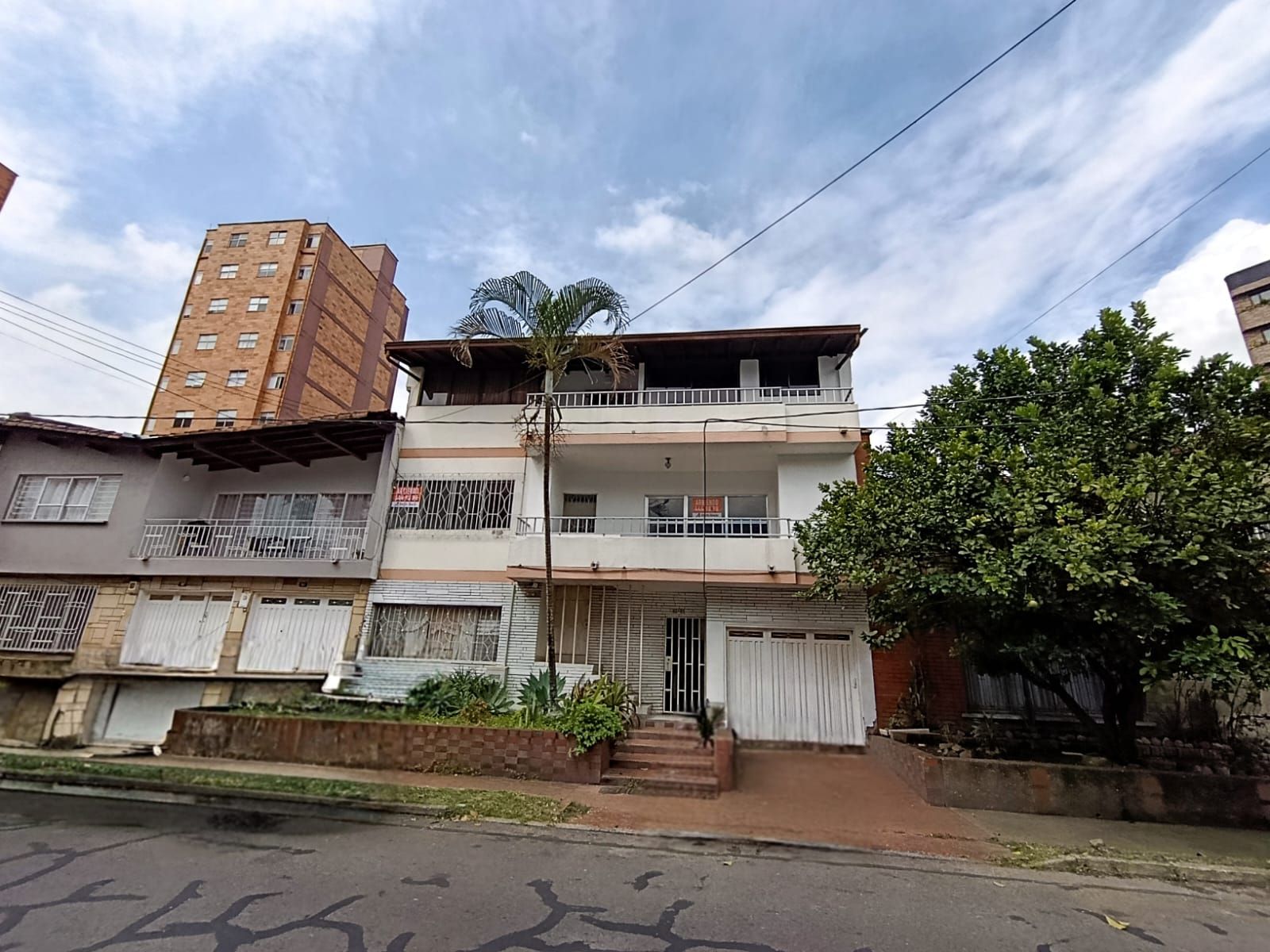 Casa en arriendo Antioquia Medellín La Gloria 183 m2 Habitaciones 3 Baños 2 Garajes 0 Precio $3500000