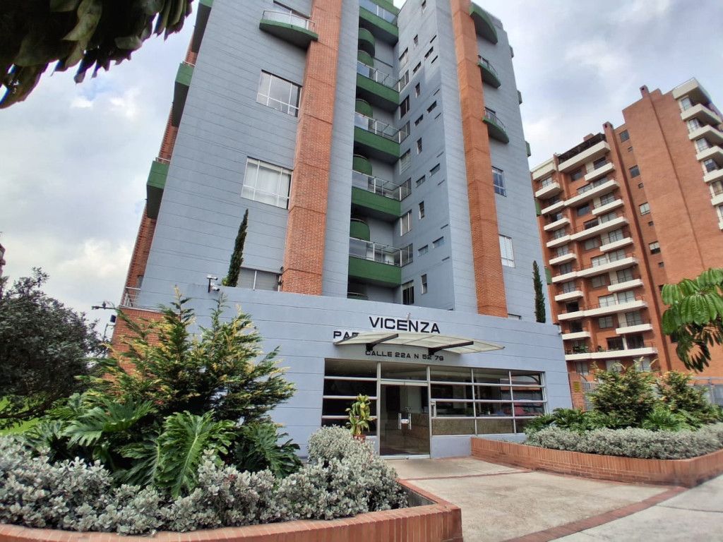 Apartamento en arriendo Cundinamarca Bogotá Ciudad Salitre Sur-oriental 78 m2 Habitaciones 3 Baños 3 Garajes 1 Precio $3500000
