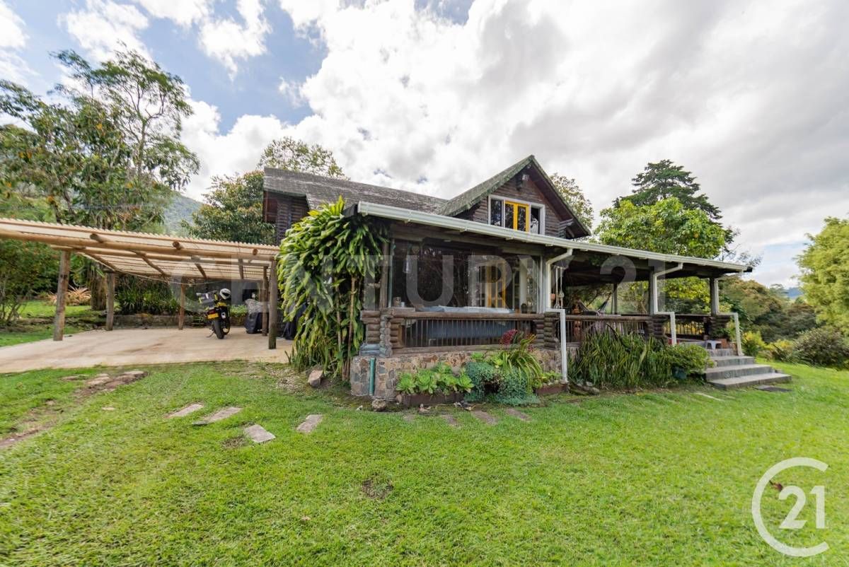 Finca en arriendo Antioquia La Ceja La Ceja 240 m2 Habitaciones 3 Baños 2 Garajes 10 Precio $6260000