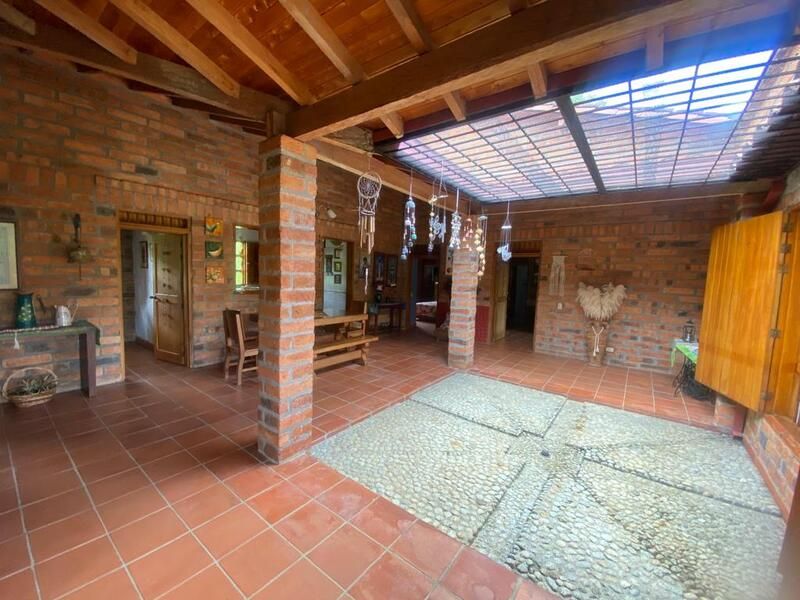 Finca en venta Antioquia Hispania Hispania 272 m2 Habitaciones 5 Baños 4 Garajes 0 Precio $1900000000