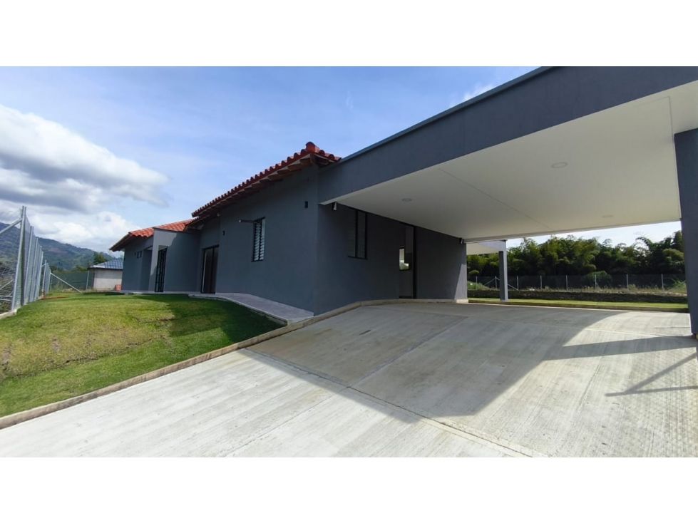 Casa Campestre en arriendo Risaralda Pereira Pereira 218 m2 Habitaciones 3 Baños 2 Garajes 5 Precio $6500000