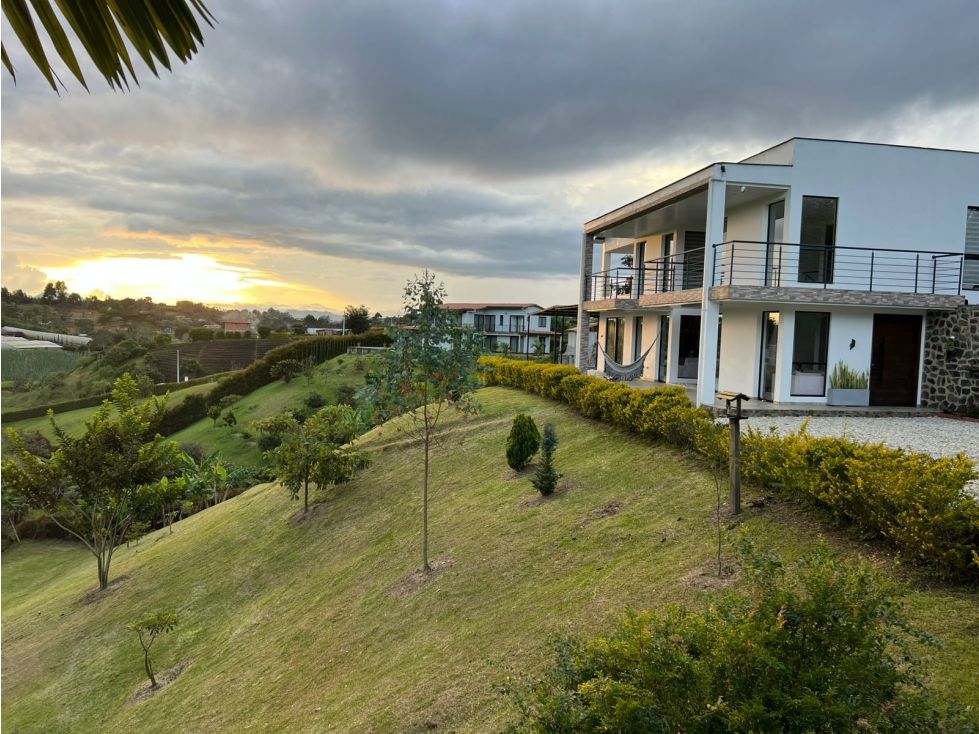 Casa en venta Antioquia Marinilla Marinilla 370 m2 Habitaciones 5 Baños 3 Garajes 0 Precio $1880000000