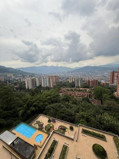 Apartamento en arriendo Antioquia Envigado Asd 130 m2 Habitaciones 3 Baños 4 Garajes 1 Precio $7500000