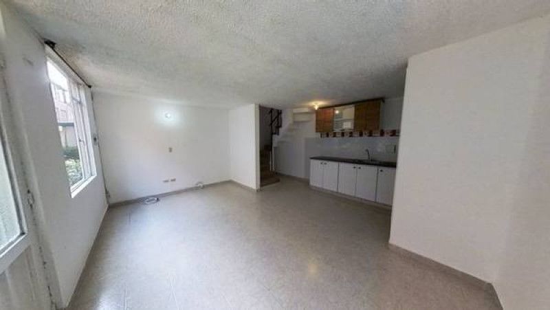 Inmuebles en Remate Casa en venta Cundinamarca Bogotá Tibabuyes 82 m2 Habitaciones 4 Baños 2 Garajes 0 Precio $364736842