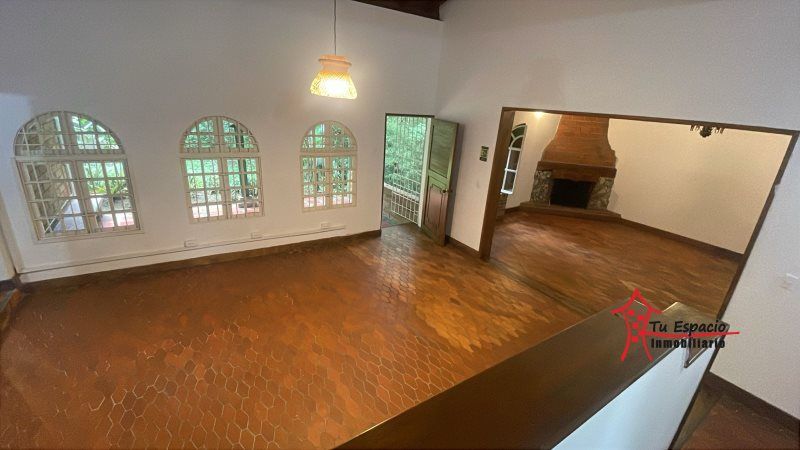 Casa en arriendo Antioquia Medellín Las Lomas No1 530 m2 Habitaciones 4 Baños 3 Garajes 0 Precio $9800000