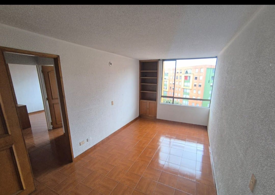 Apartamento en venta Cundinamarca Bogotá Rodesia 48 m2 Habitaciones 3 Baños 1 Garajes 0 Precio $190000000