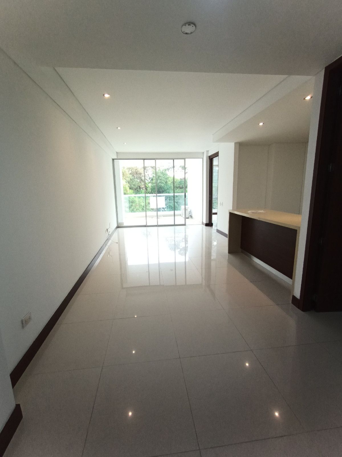 Apartamento en arriendo Valle Del Cauca Cali Arboledas 70 m2 Habitaciones 2 Baños 2 Garajes 2 Precio $3200000
