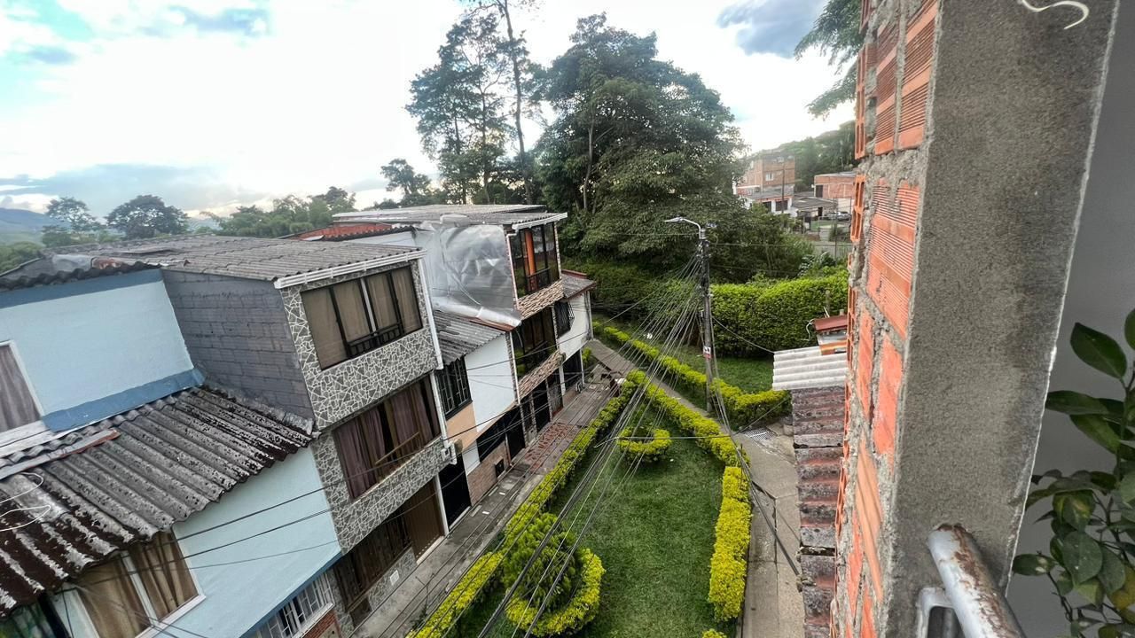 Casa en venta Risaralda Dosquebradas Bosques De La Acuarela 105 m2 Habitaciones 4 Baños 2 Garajes 0 Precio $190000000