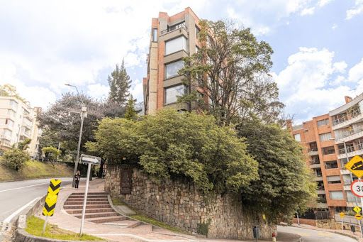 Apartamento en venta Cundinamarca Bogotá Las Acacias 255 m2 Habitaciones 2 Baños 3 Garajes 3 Precio $2000000000