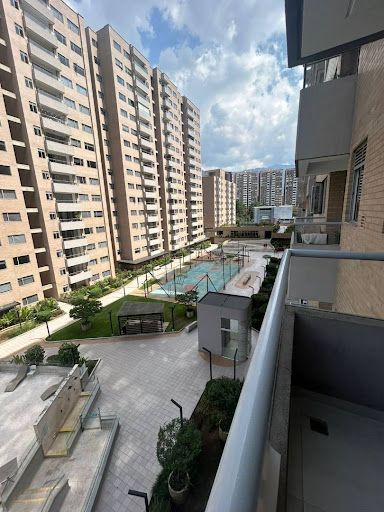 Apartamento en arriendo Antioquia Envigado Las Casitas 75 m2 Habitaciones 3 Baños 2 Garajes 1 Precio $4200000