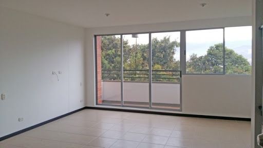 Apartamento en arriendo Antioquia Medellín La Mota 87 m2 Habitaciones 3 Baños 2 Garajes 1 Precio $3300000