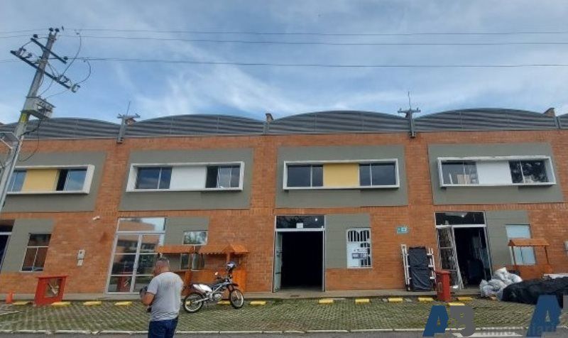 Bodega en arriendo Antioquia Rionegro Rionegro 235 m2 Habitaciones 0 Baños 3 Garajes 2 Precio $9000000