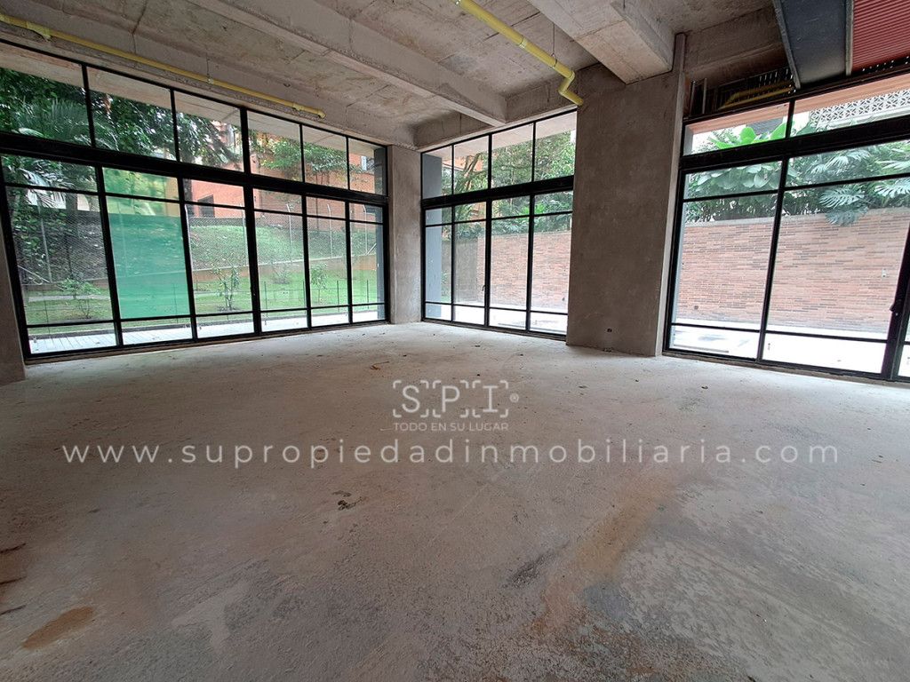 Local en arriendo Antioquia Medellín Las Lomas No1 100 m2 Habitaciones 0 Baños 0 Garajes 2 Precio $22900000