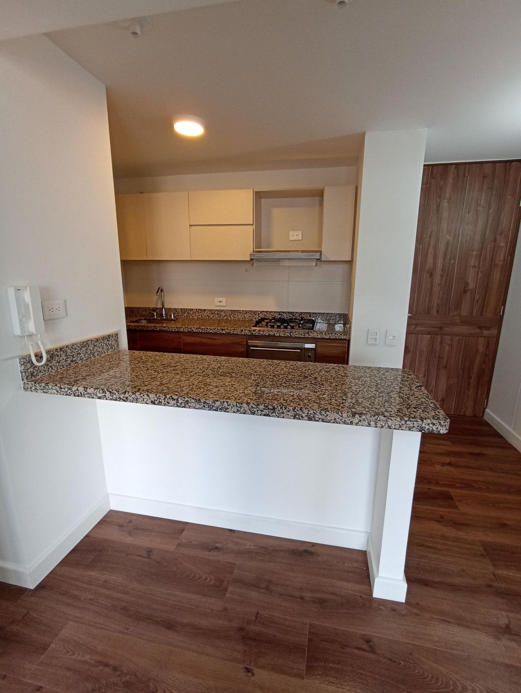 Apartamento en arriendo Cundinamarca Bogotá El Dorado 56 m2 Habitaciones 3 Baños 2 Garajes 1 Precio $2008000