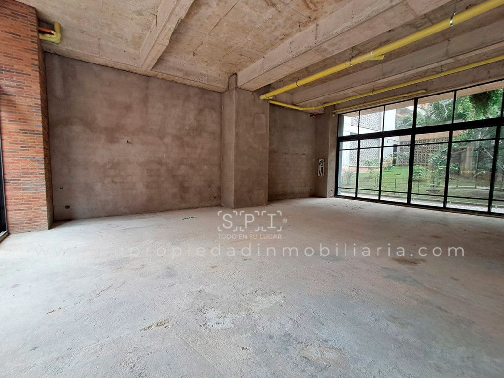 Local en arriendo Antioquia Medellín Las Lomas No1 100 m2 Habitaciones 0 Baños 0 Garajes 2 Precio $18500000