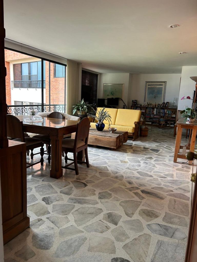 Apartamento en venta Valle Del Cauca Cali Sector Altos De Santa Isabel 115 m2 Habitaciones 2 Baños 3 Garajes 2 Precio $570000000
