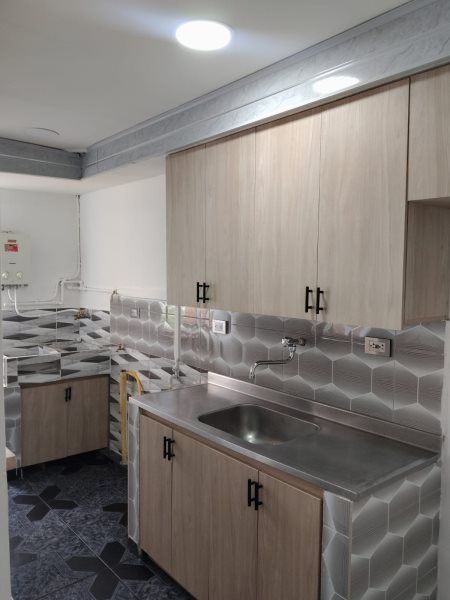 Apartamento en venta Antioquia Medellín Villanueva 48 m2 Habitaciones 3 Baños 1 Garajes 0 Precio $164000000