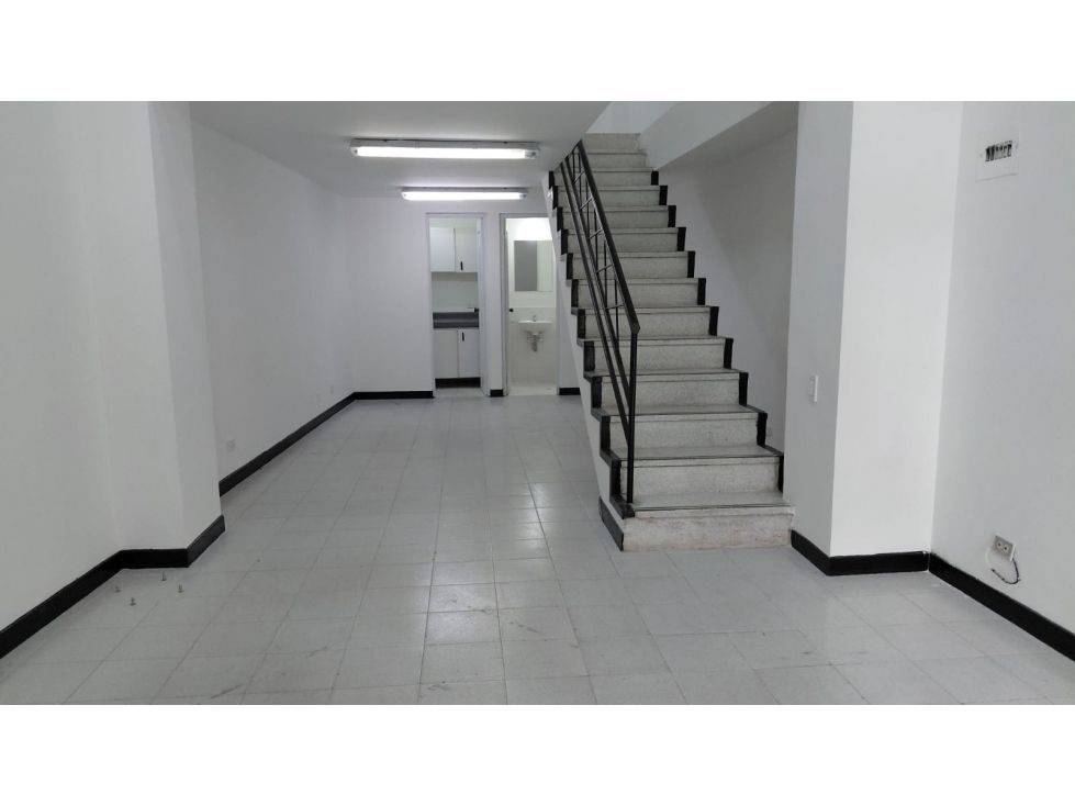 Local en arriendo Antioquia Medellín Lorena 80 m2 Habitaciones 0 Baños 1 Garajes 1 Precio $4700000