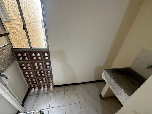Apartamento en arriendo Antioquia Medellín Villanueva 55 m2 Habitaciones 3 Baños 1 Garajes 0 Precio $1500000
