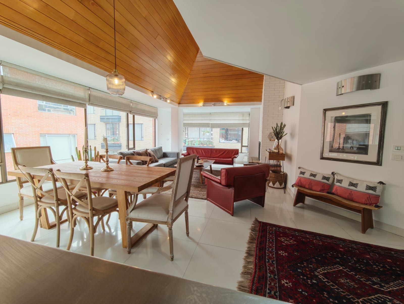 Apartamento en venta Cundinamarca Bogotá Santa Bibiana 254 m2 Habitaciones 3 Baños 3 Garajes 3 Precio $1500000000