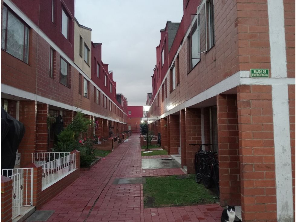 Casa en venta Cundinamarca Bogotá Villa Del Mar 72 m2 Habitaciones 4 Baños 3 Garajes 0 Precio $290000000