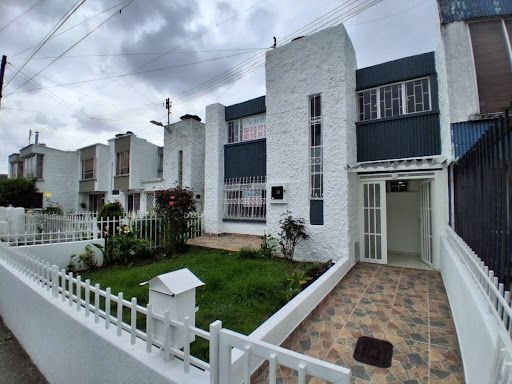 Casa en arriendo Cundinamarca Bogotá El Morisco 100 m2 Habitaciones 3 Baños 2 Garajes 0 Precio $2800000