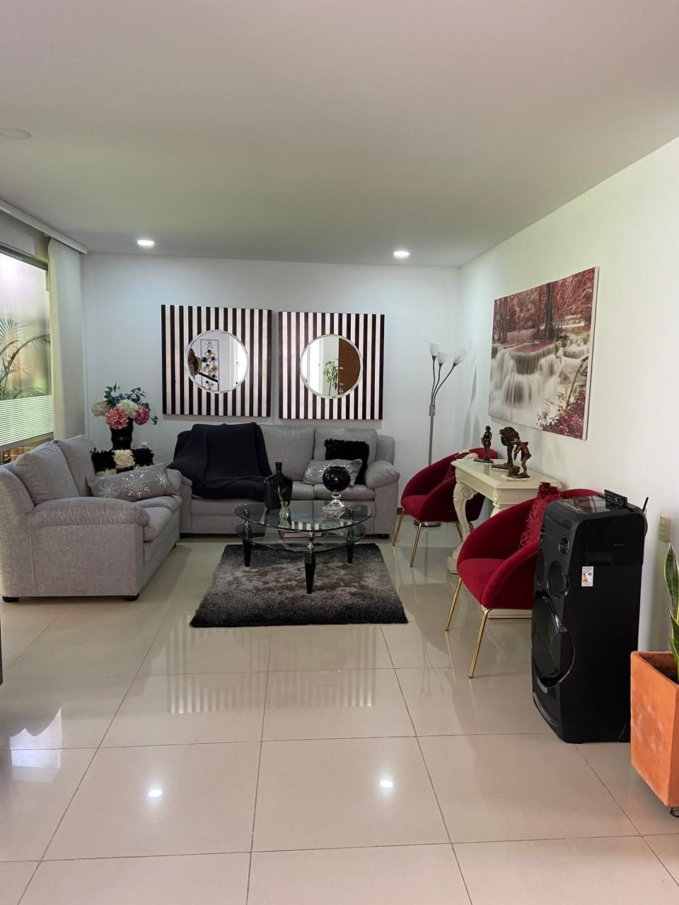 Casa en venta Antioquia Envigado La Mina 220 m2 Habitaciones 3 Baños 4 Garajes 2 Precio $1730000000