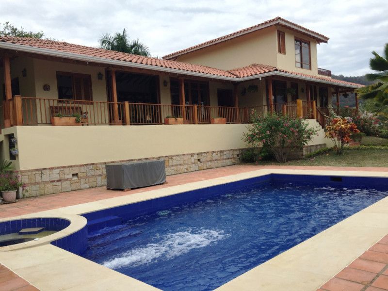 Casa Campestre en venta Cundinamarca Anapoima Cr Quintas De Nirvana 275 m2 Habitaciones 3 Baños 4 Garajes 3 Precio $1400000000