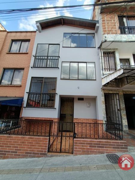 Casa en venta Antioquia Itagüí La Aldea 130 m2 Habitaciones 4 Baños 2 Garajes 0 Precio $450000000